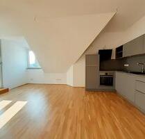 *** 2 Zimmer * Dachgeschoss * 15062025 * EBK * Lift * Sonnen Balkon *** - Leipzig Süd