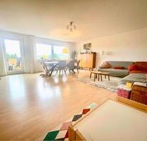 Großzügige Wohnung mit Südbalkon, Aufzug und Tiefgarage - Saarbrücken