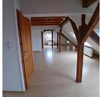 Helle Dachwohnung - 650,00&nbsp;EUR Kaltmiete, ca.&nbsp; 65,00&nbsp;m&sup2; in Spiesen-Elversberg (PLZ: 66583)
