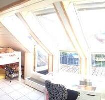 Helle Dachgeschosswohnung zur Miete - Hamm Berge