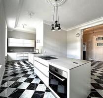 *LUXURIUS HISTORIC APARTMENT IN BAD SCHWALBACH! 4-room. 3-bed apartment, large terrace, and parking