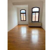 3-Zi.-Wohnung, Balkon, Bad mit Wanne und Dusche, EBK mögl. - Chemnitz Kapellenberg