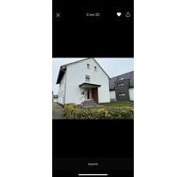 Dachgeschoss Wohnung - 550,00 EUR Kaltmiete, in Bielefeld (PLZ: 33609) Heepen