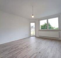 MIt gepflegten und weitlaüfigen Grünanlagen - Minden Kuhlenkamp