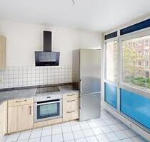 Lichtdurchflutete 2-Raumwohnung mit Einbauküche - Chemnitz Kapellenberg