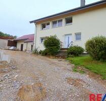 Erstbezug nach Sanierung - 1.600,00 EUR Kaltmiete, ca.  200,00 m² in Lichtenau (PLZ: 33165)