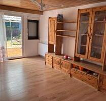 Wohnung zum vermieten - 750,00 EUR Kaltmiete, ca.  97,00 m² in Albertshofen (PLZ: 97320)