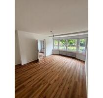 2 Zimmer Wohnung 51 qm und 30 qm Terrasse. - Essen Stadtbezirk VIII