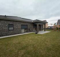 Neuwertiges 4 Zimmer EinfamilienhausBungalow mit Garage - Hohenhameln