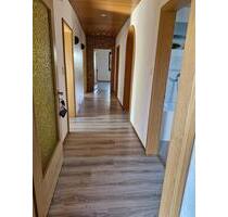 90 qm2 Altbau-Erdgeschosswohnung in 2 Familienhaus ab 1.9. frei - Wernberg-Köblitz