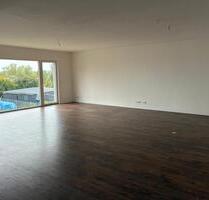 Großzügige 4-Zimmerwohnung ab 1. November, 1.150 Euro Kaltmiete! - Geldersheim