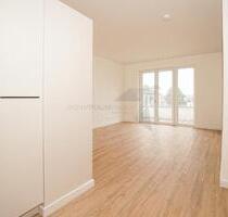 ++ Ihr Wohntraum am Kulturpalast ++ Barrierefreie, moderne 2-Raum-Whg. mit Einbauküche und Südbalkon - Chemnitz Rabenstein