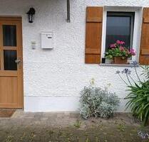 2 Zimmer-Single-Wohnung - 300,00 EUR Kaltmiete, in Tiefenbach (PLZ: 94113)