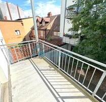 1-Zimmer-Wohnung mit Balkon, großem Wohn- und Schlafbereich in der schönen Schelfstadt! - Schwerin Altstadt