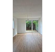 Sanierte 3,5 Zimmer EG-Wohnung mit Garten zu vermieten - Neusorg