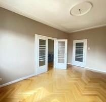 Nachmieter ab sofort: 96 m2 Altbau Wohnung Düsseldorf Golzheim