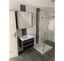 6 Zimmer DG Wohung - 800,00 EUR Kaltmiete, ca.  100,00 m² in Schramberg (PLZ: 78713)