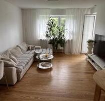 Lichtdurchflutete 2-Zimmerwohnung mit Einbauküche und Balkon zum 15.09.2025 zu vermieten. - Kiel Neumühlen-Dietrichsdorf