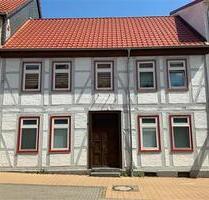 Charmante Erdgeschoss Altbauwohnung mit Innenhof und Keller - Wolfsburg Alt-Wolfsburg