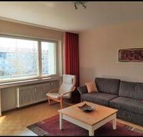 Möblierte 2-Zimmer Wohnung mit 2 super Balkonen in Esslingen - Esslingen am Neckar Oberesslingen