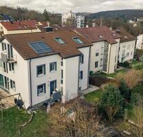 Etagenwohnung im OG mit EBK, Balkon und Stellplatz zu vermieten - Stuttgart Birkach