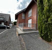 Doppelhaushälfte in Breberen - 900,00 EUR Kaltmiete, ca.  100,00 m² in Gangelt (PLZ: 52538)