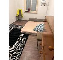 WG Zimmer Untertürkheim - 500,00 EUR Kaltmiete, in Stuttgart (PLZ: 70327) Luginsland