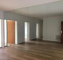 schöne große 3 ZKB Wohnung mit Balkon & Gäste WC & Aufzug in Kassel, am Klinikum, Uninähe ( KS-MBS50a-6-3 )