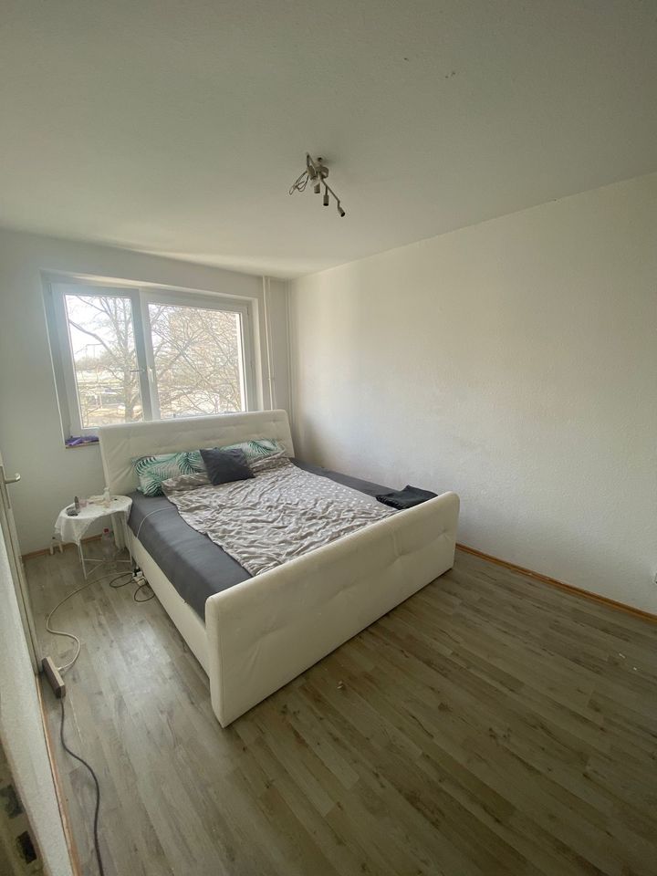 1 Zimmer WG ohne Anmeldung vom - 500,00 EUR Kaltmiete, ca.  87,00 m² in Bad Soden am Taunus (PLZ: 65812)