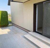 Sanierte 4-Zimmerwohnung mit Terrasse - Leutershausen