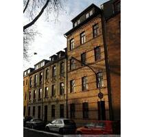 Möblierte Etagenwohnung mit Wintergarten und Sonnenbalkon in Köln-Mülheim (Bahnhofnähe)