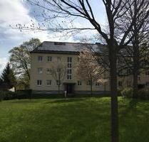 Tolle Single 1,5-Zi. Wohnung in ruhiger Lage und Blick ins Grüne im 1.OG - Chemnitz Altendorf