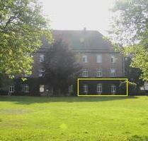 Familienfreundlich und altersgerecht: Sanierte 4-Zimmer-EG-Wohnung mit Garten im Schlosspark Gersfeld - Gersfeld (Rhön)