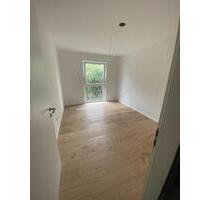 Hochwertige Neubau 3-Zi.-Whg. mit Westbalkon in Altdorf, 88 m² - Altdorf bei Nürnberg