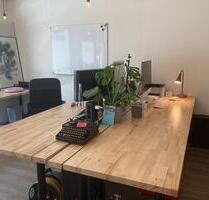 NEW WORK SPACE Arbeitsplatz in Co-Working Foto- Videostudio - Berlin Neukölln