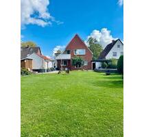 Zweifamilienhaus mit großem Garten, Edelstahlpool & Sauns - Gütersloh Isselhorst