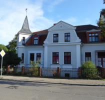 Schön sanierte 2-Zimmer Wohnung mit Küche und Tageslichtbad - Burg Stargard