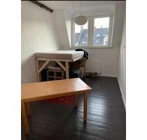 Wg Zimmer 14 qm in Wiesbaden - 326,00 EUR Kaltmiete, in Wiesbaden (PLZ: 65207) Bierstadt