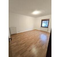 2 Zimmer Altbauwohnung in Dreifamilienhaus in Delmenhorst