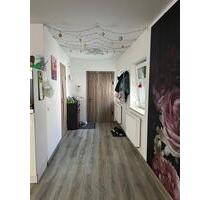 2,5-Raum Wohnung - 773,00 EUR Kaltmiete, ca.  91,00 m² in Heidenau (PLZ: 01809)