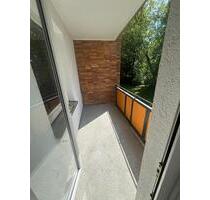 Modernisierte 3-Zi.-Wohnung mit Balkon in Bremen zu vermieten
