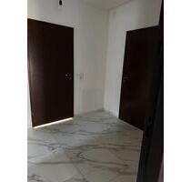 Dachgeschosswohnung - 1.050,00 EUR Kaltmiete, ca.  90,00 m² in Treuen (PLZ: 08233)