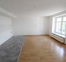 Single-Wohnung mit Balkon - 210,00 EUR Kaltmiete, in Penig (PLZ: 09322)