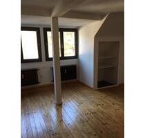 Schöne 1-Zimmer-Wohnung mit Seeblick in ruhigem 8-Familien-Haus - Simmerath