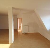 Gemütliche Dachgeschosswohnung - 420,00 EUR Kaltmiete, in Penig (PLZ: 09322)