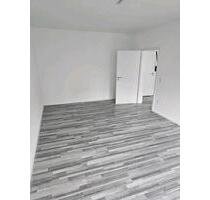 Haus Wohnung Maisonette - 1.000,00 EUR Kaltmiete, ca.  155,00 m² in Siegen (PLZ: 57080) Eiserfeld