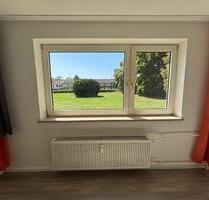 Helle 1-Zimmer-Wohnung frisch renoviert mit Aufzug & Einbauküche - Braunschweig Heidberg-Melverode