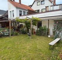 Wohn und Geschäftshaus - 169.000,00 EUR Kaufpreis, ca.  443,00 m² in Hessisch Oldendorf (PLZ: 31840)