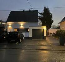 Kernsaniertes Einfamilienhaus zu vermieten. - Wiesbaden Biebrich