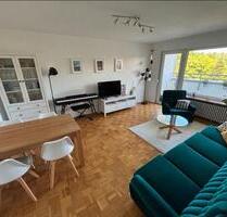 Wunderschöne 3-Zi Wohnung mit Balkon und herrlichem Ausblick - Buckenhof